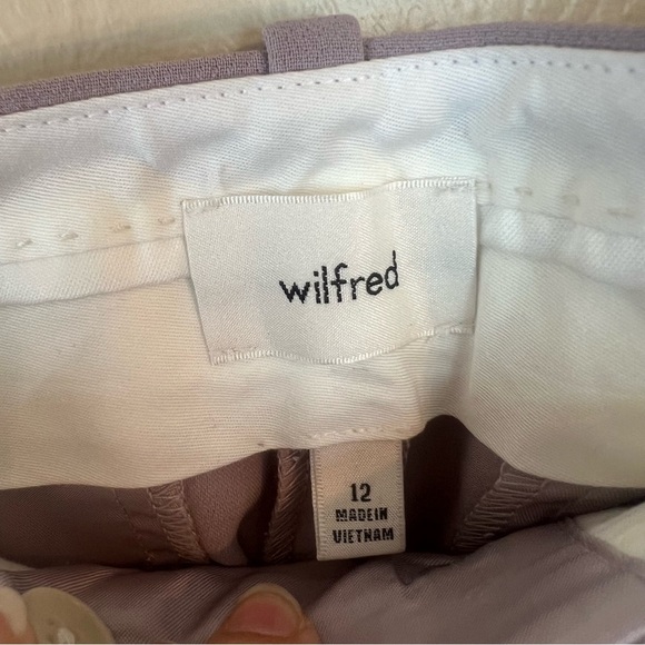 Aritzia Wilfred The Effortless Pant Cloudy Lilac Purple Crepe Trouser Pants - Picture 5 of 10